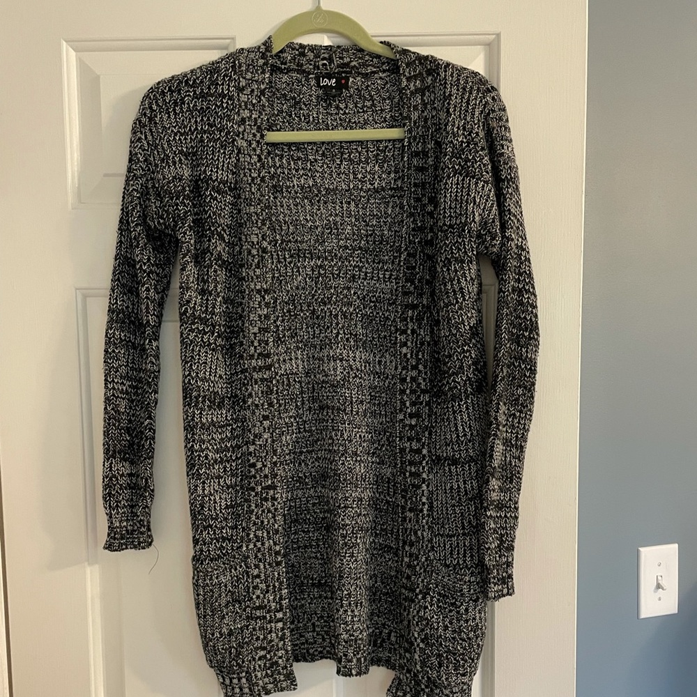 Love by Design. Black long sweater! Barley worn! Medium size